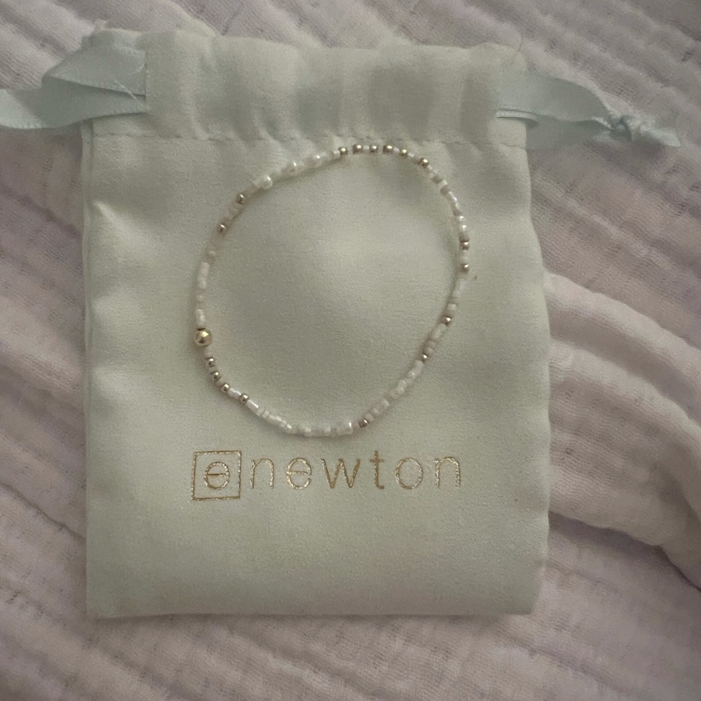 ENEWTON -hope unwritten bracelet - oh snow you didn't! STANDARD 6.25